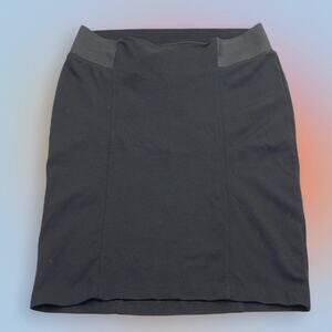 A PEA IN THE POD Women’s Maternity Medium Black Skirt